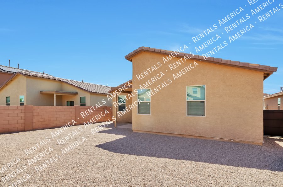 Stunning 3bdrm in great neighborhood! property image