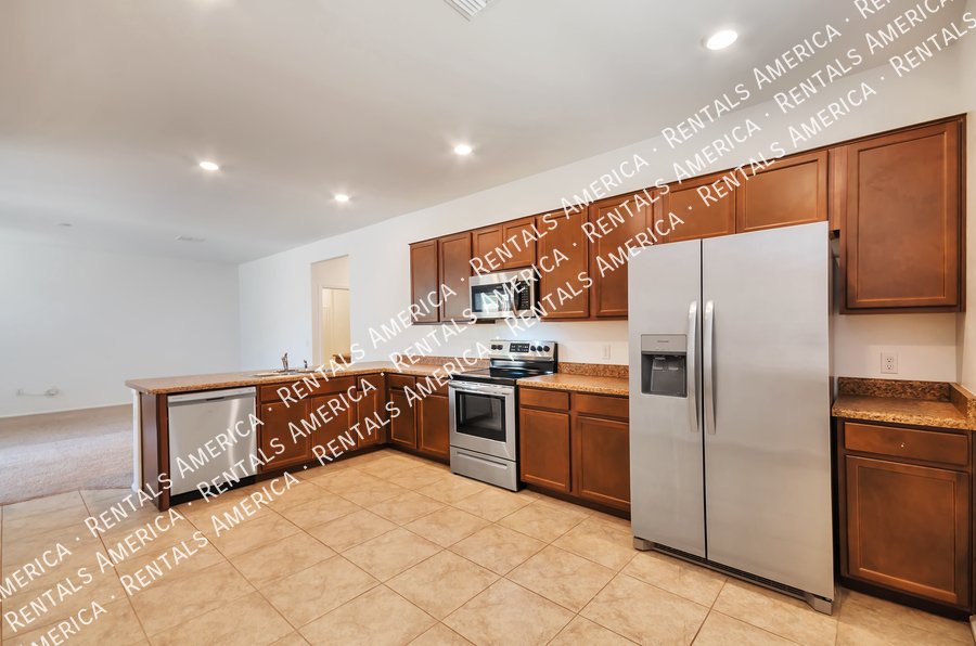 Stunning 3bdrm in great neighborhood! property image