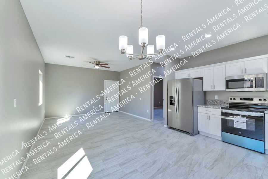 SPECIAL: $300 OFF 1ST MONTHS RENT!!! property image