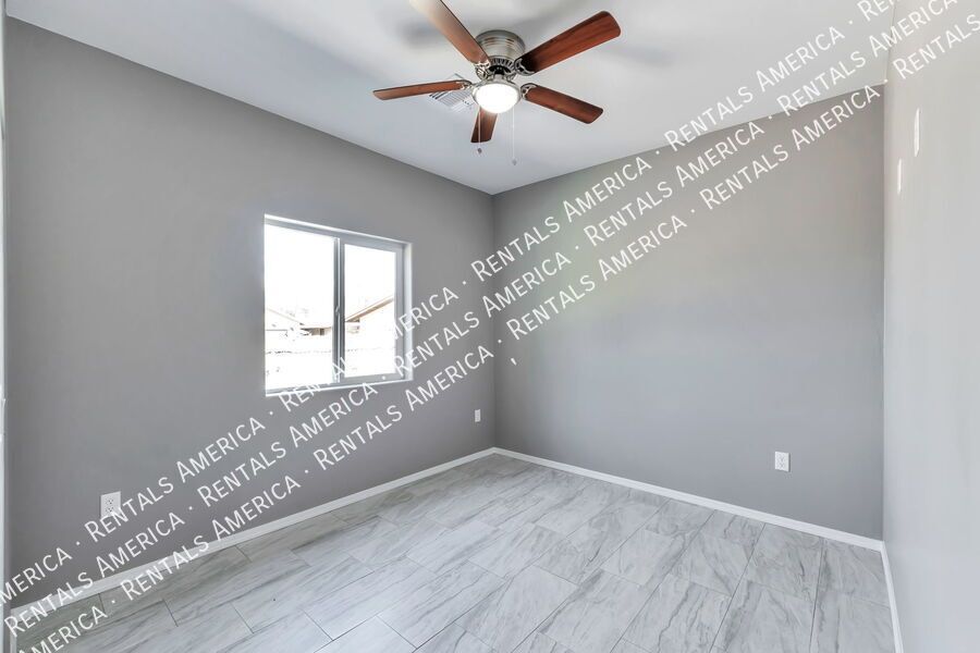SPECIAL: $300 OFF 1ST MONTHS RENT!!! property image