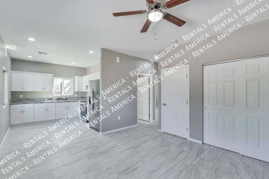 SPECIAL: $300 OFF 1ST MONTHS RENT!!! property image