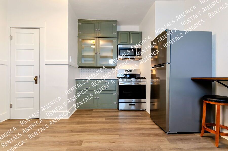 $300 Off Move-In! Ample Parking to save fees a semester. property image