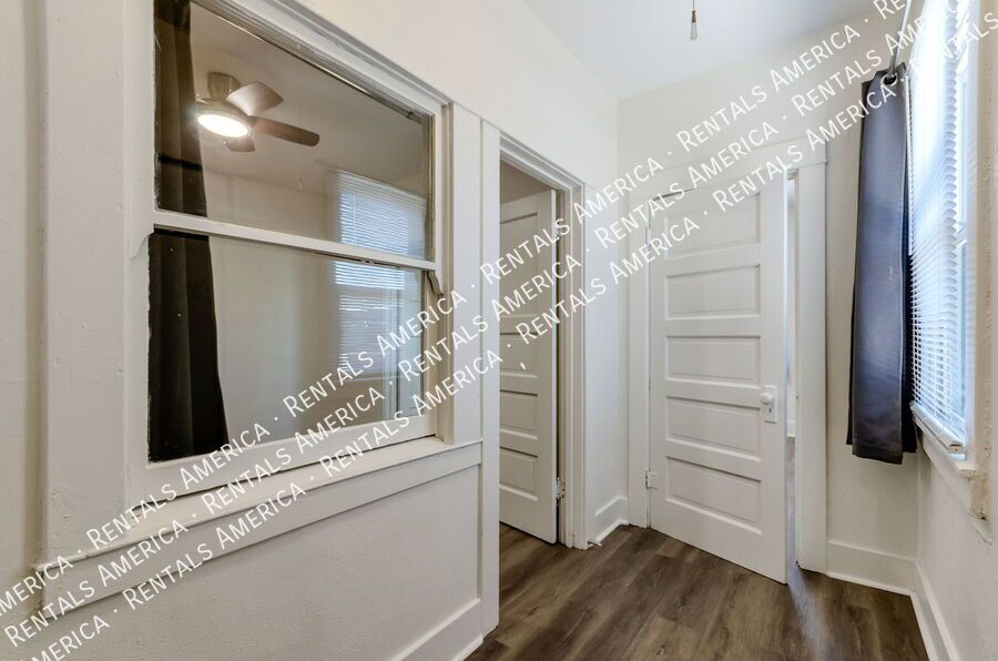 $300 Off Move-In! Ample Parking to save fees a semester. property image