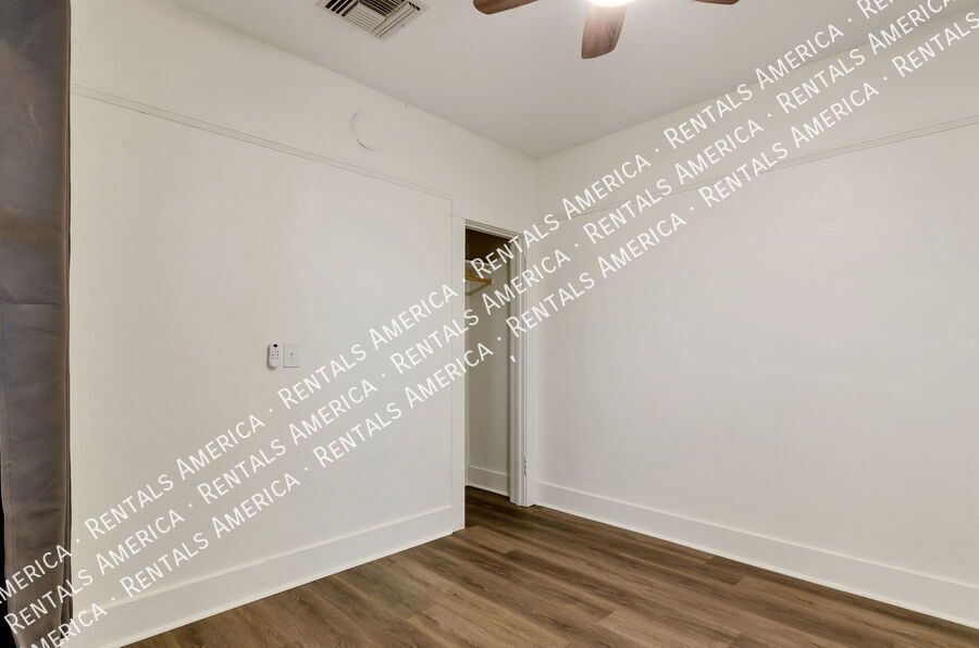 $300 Off Move-In! Ample Parking to save fees a semester. property image