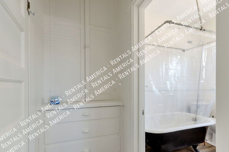 $300 Off Move-In! Ample Parking to save fees a semester. property image