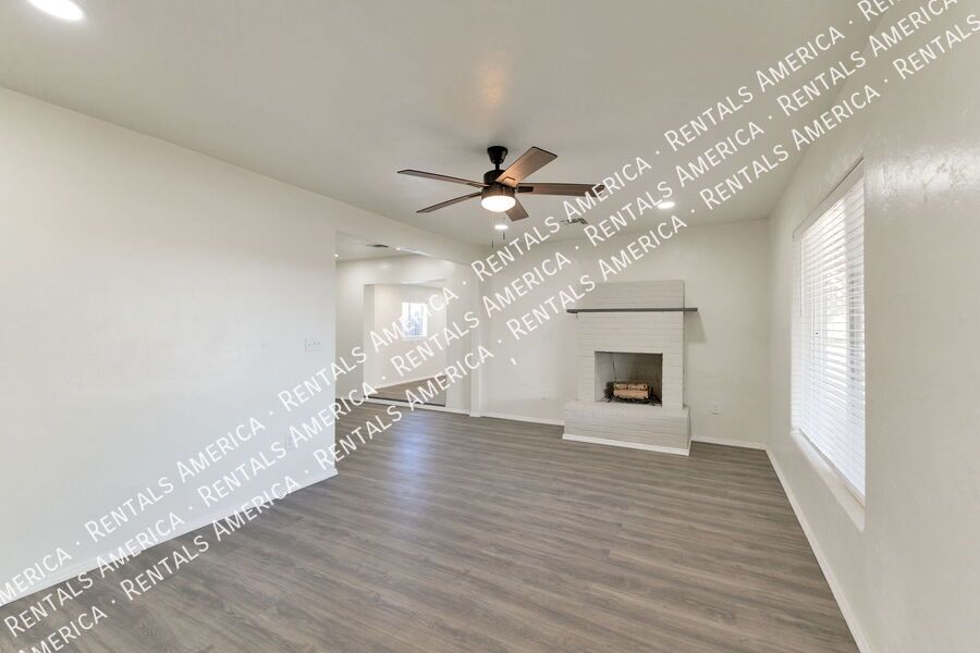 Charming Remodeled 3-Bedroom 1 Bathroom Home property image