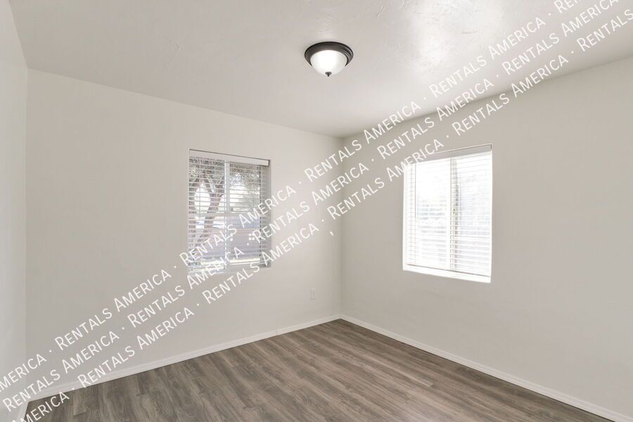Charming Remodeled 3-Bedroom 1 Bathroom Home property image
