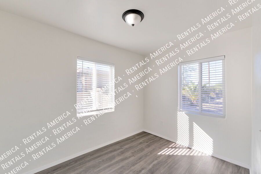 Charming Remodeled 3-Bedroom 1 Bathroom Home property image