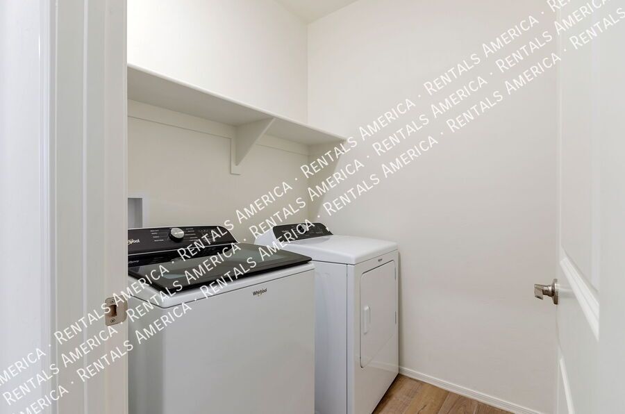 Brand New Home 3 bedrooms, den and 2 bathrooms property image