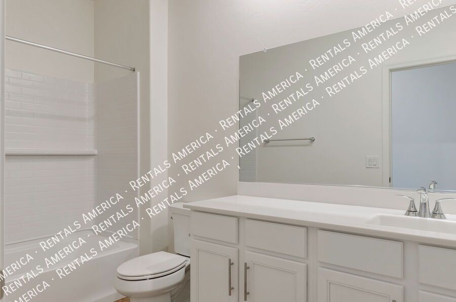 Brand New Home 3 bedrooms, den and 2 bathrooms property image