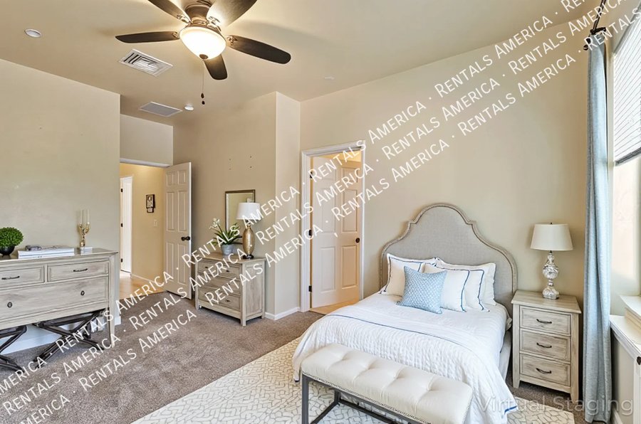 Charming Updated 3 bed/2bath Home in Continental Reserve property image