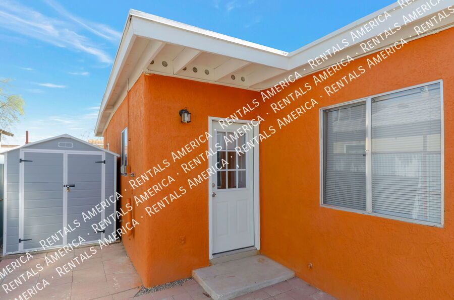 **SPECIAL DISCOUNT $300 OFF FIRST MONTH'S RENT ** property image