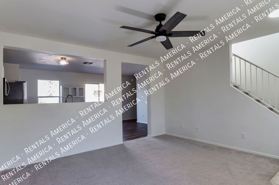 Charming 3/2 with large yard! property image