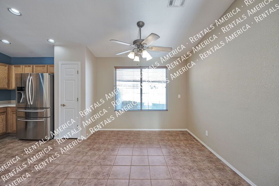 Beautiful 4-Bedroom, 2-Bath Home in Rita Ranch property image