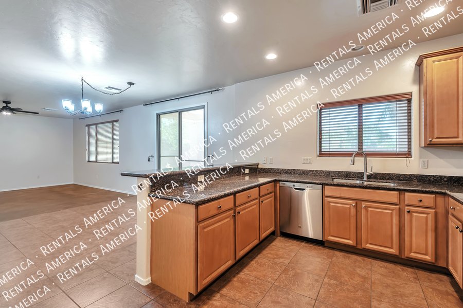 Coming Soon! Spacious 4 bedroom home on Culdesac! property image