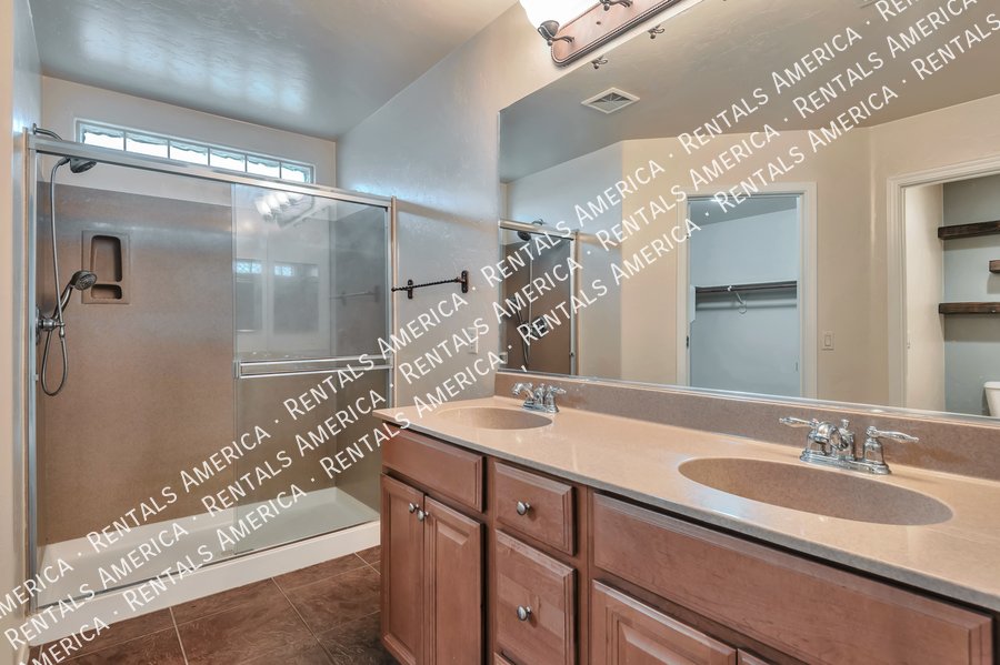 Coming Soon! Spacious 4 bedroom home on Culdesac! property image