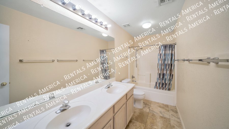 Eastside 3 Bed 2 Bath Home with Den Available Now! property image