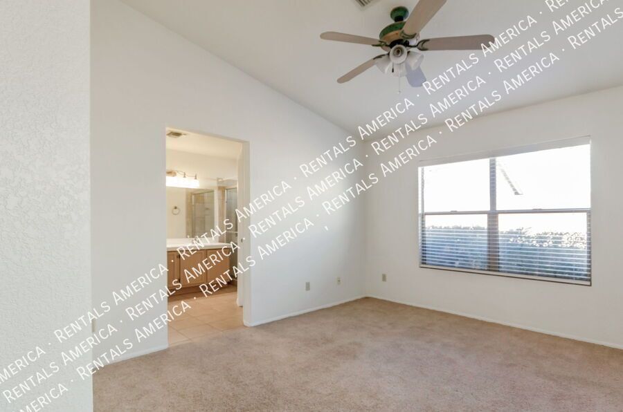 Great location on NW side property image