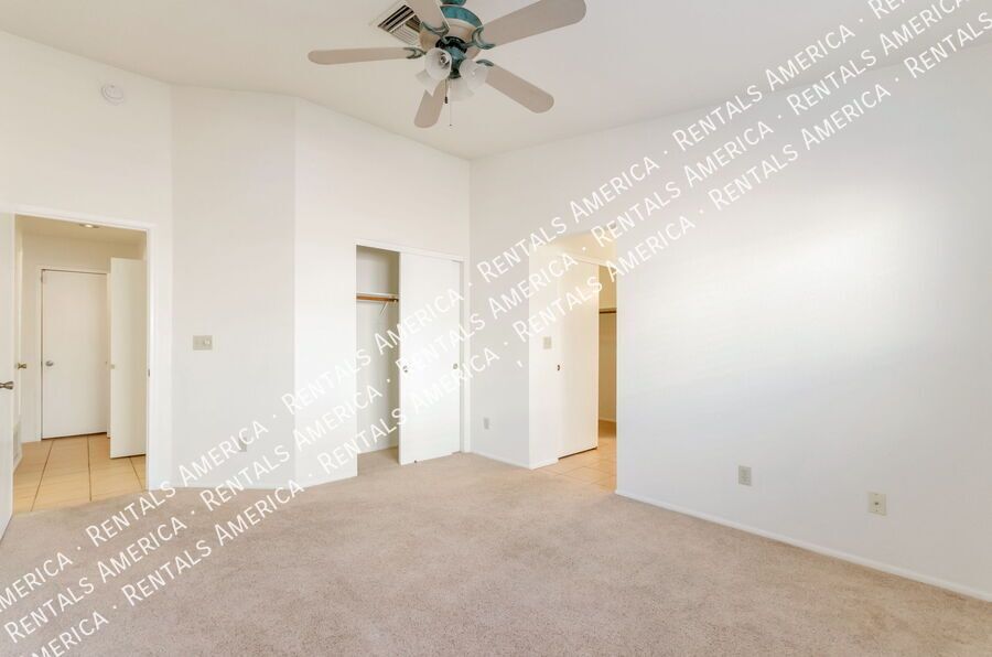 Great location on NW side property image