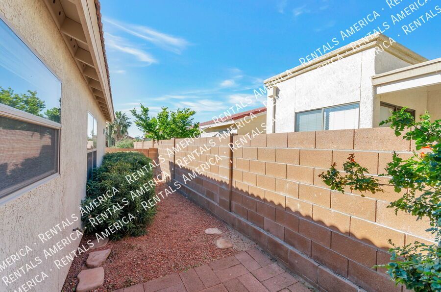 Great location on NW side property image