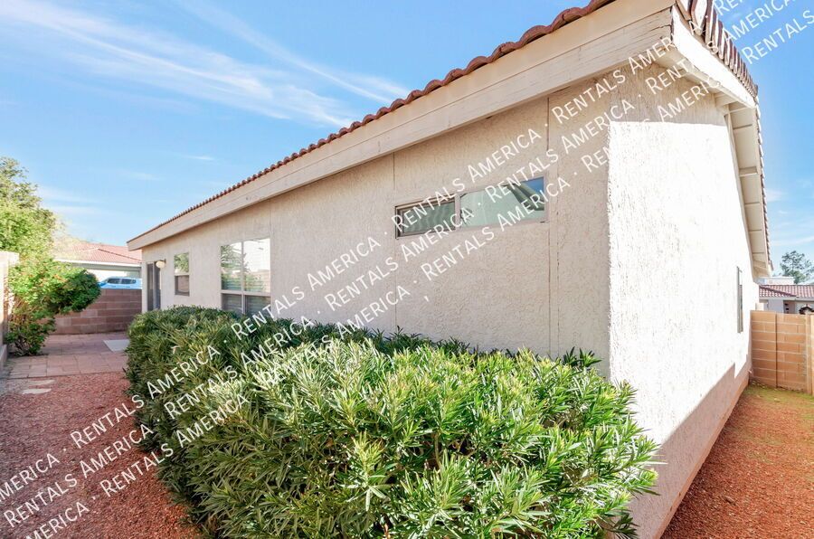 Great location on NW side property image