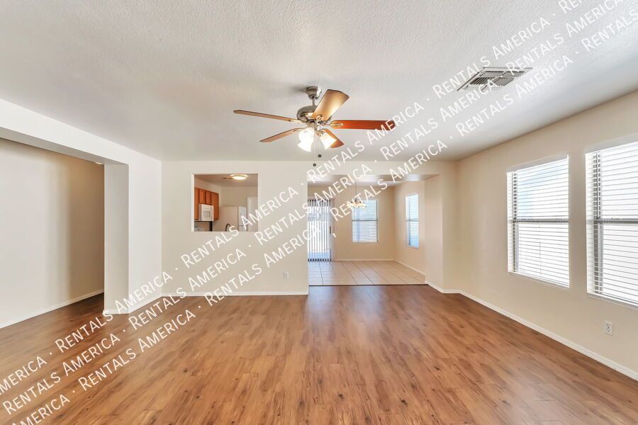 4 bedroom house SPECIAL: $300 OFF YOUR 1ST MONTHS RENT!!! property image
