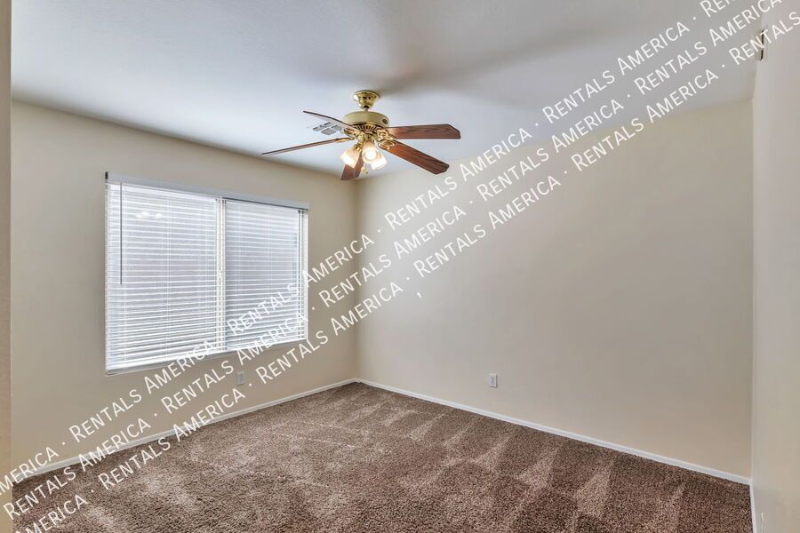 4 bedroom house SPECIAL: $300 OFF YOUR 1ST MONTHS RENT!!! property image