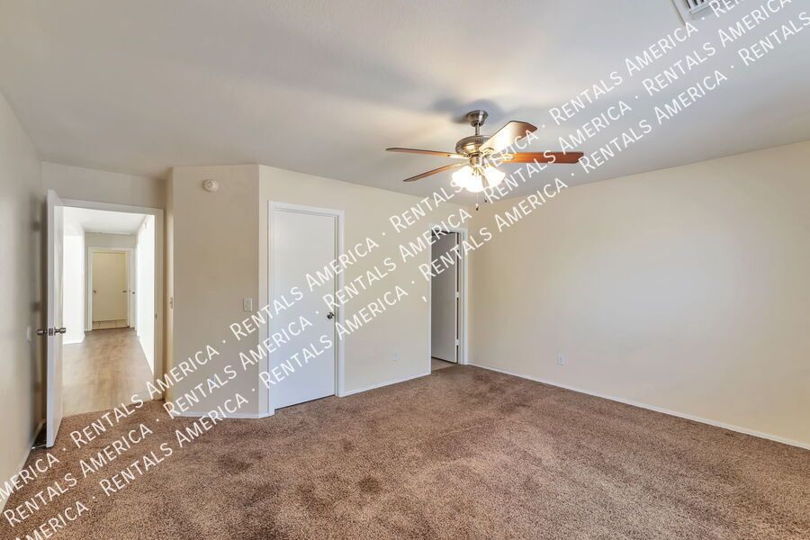4 bedroom house SPECIAL: $300 OFF YOUR 1ST MONTHS RENT!!! property image