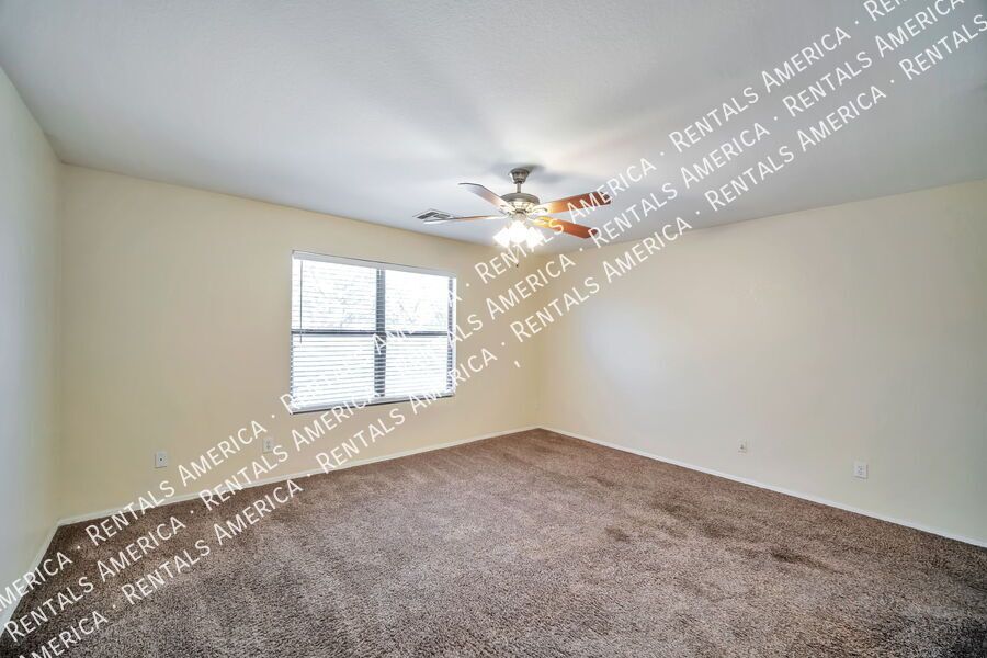 4 bedroom house SPECIAL: $300 OFF YOUR 1ST MONTHS RENT!!! property image