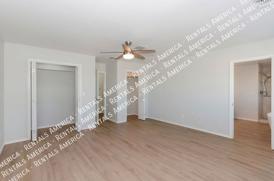 Beautiful, spacious, and move-in ready! property image