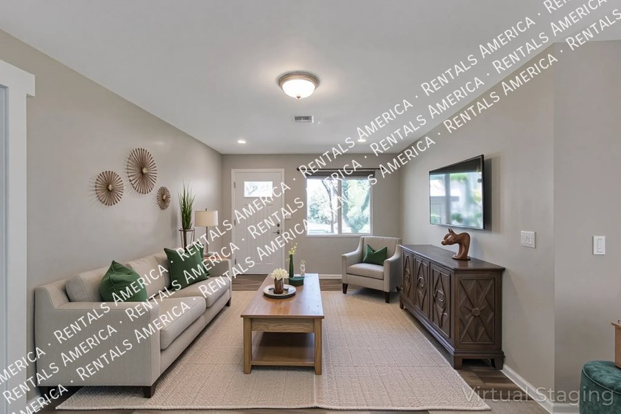 Fully Remodeled 4 Bedroom, 2 Bathroom Home property image