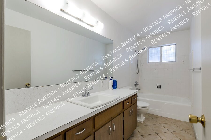 Remodeled 2 bedrooms, 2 baths, masonry home!!! property image