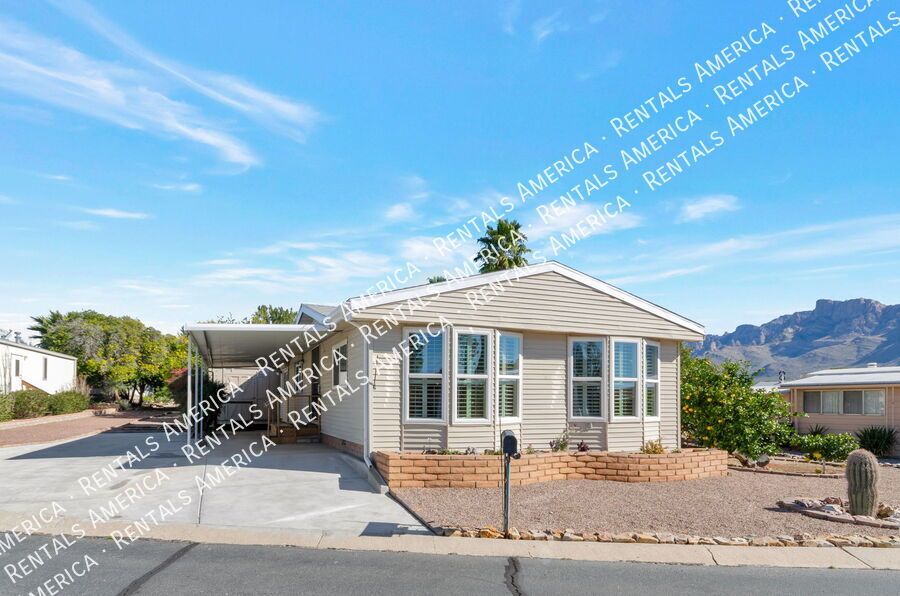 Charming 2 Bed / 2 Bath Manufactured Home in Quiet 55+ Oro Valley property image