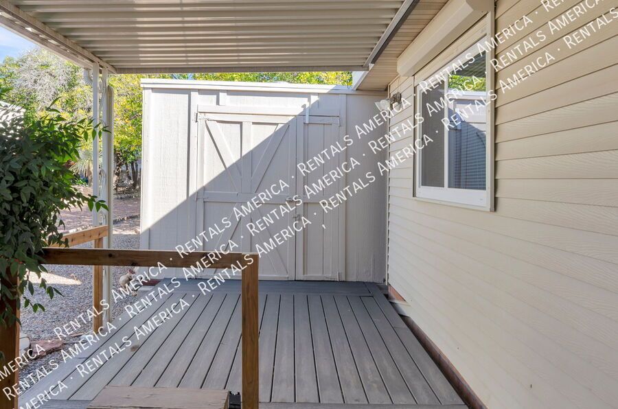 Charming 2 Bed / 2 Bath Manufactured Home in Quiet 55+ Oro Valley property image