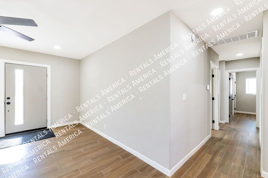 Newly remodeled, great east side location! property image
