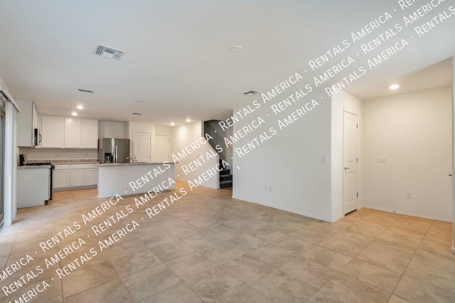 $500 off M/I! Newer Home in Central Tucson property image