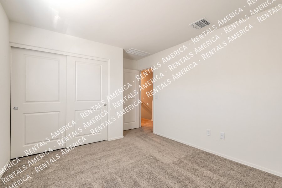 $500 off M/I! Newer Home in Central Tucson property image