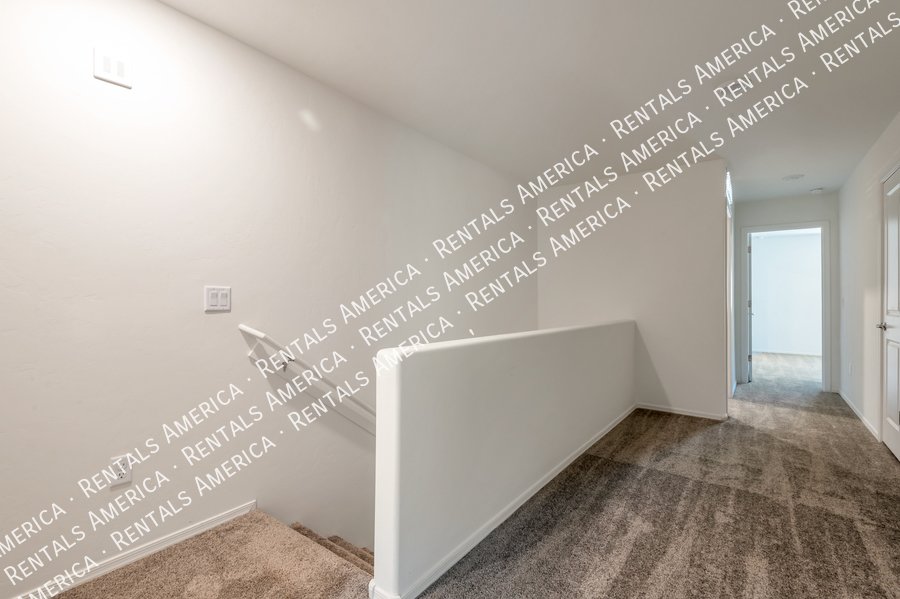 $500 off M/I! Newer Home in Central Tucson property image