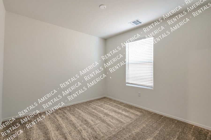 $500 off M/I! Newer Home in Central Tucson property image