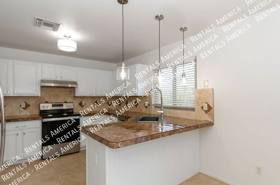 $500 Off Move In! Beautiful, spacious, and move-in ready! property image