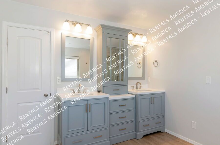 $500 Off Move In! Beautiful, spacious, and move-in ready! property image