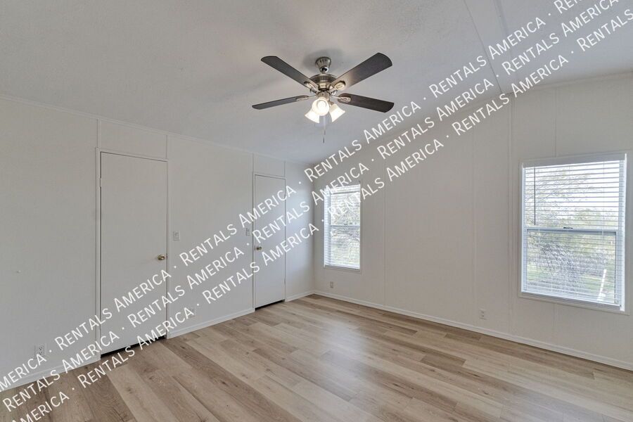 3 Bed / 2 Bath Home on 1.7 Fully Fenced Acres ? Picture Rocks property image