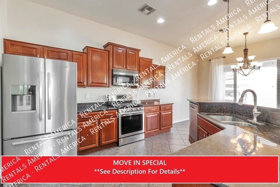 1st Month Free -Your Own Private Oasis. Available Now property image