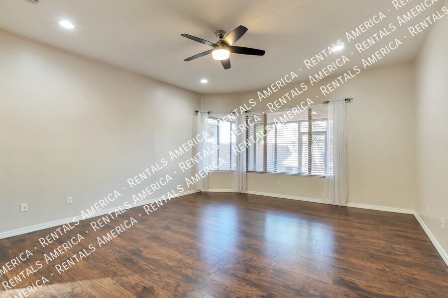 1st Month Free -Your Own Private Oasis. Available Now property image