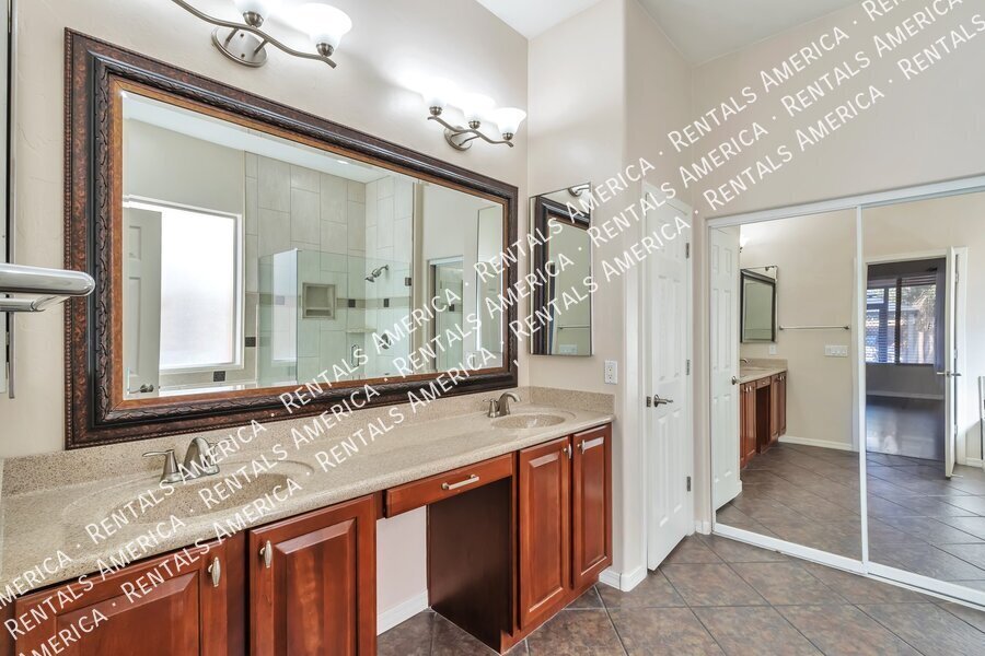 1st Month Free -Your Own Private Oasis. Available Now property image