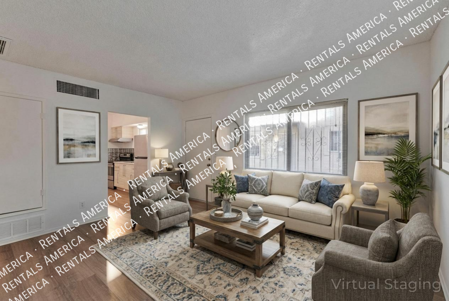 Charming 2 Bedroom / 1 Bath Updated Home Near U of A property image