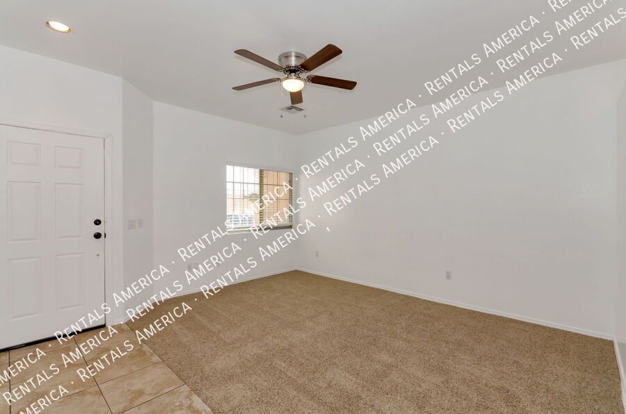 4 Bedrooms/2 Bath Beauty in Rita Ranch!! property image