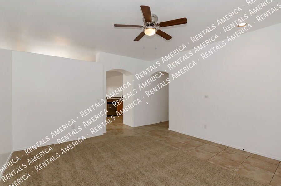 4 Bedrooms/2 Bath Beauty in Rita Ranch!! property image