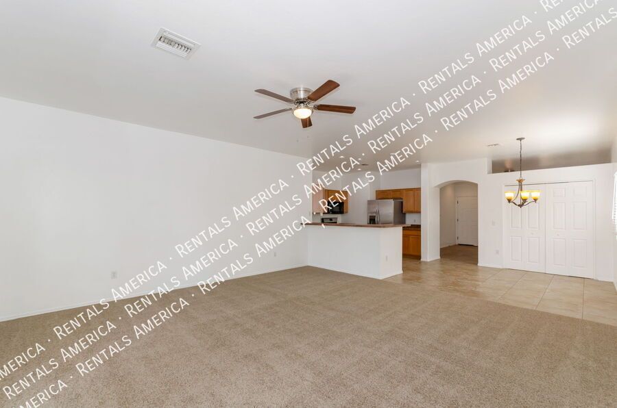 4 Bedrooms/2 Bath Beauty in Rita Ranch!! property image