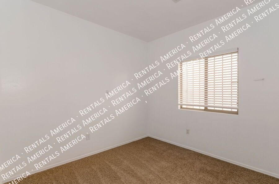 4 Bedrooms/2 Bath Beauty in Rita Ranch!! property image